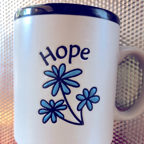 HOPE engraved stoneware mug from Christian Art - Picture 4 of 5